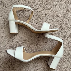 Naturalizer VERA DRESS SANDAL/SHORT HEEL (size 10 wide)